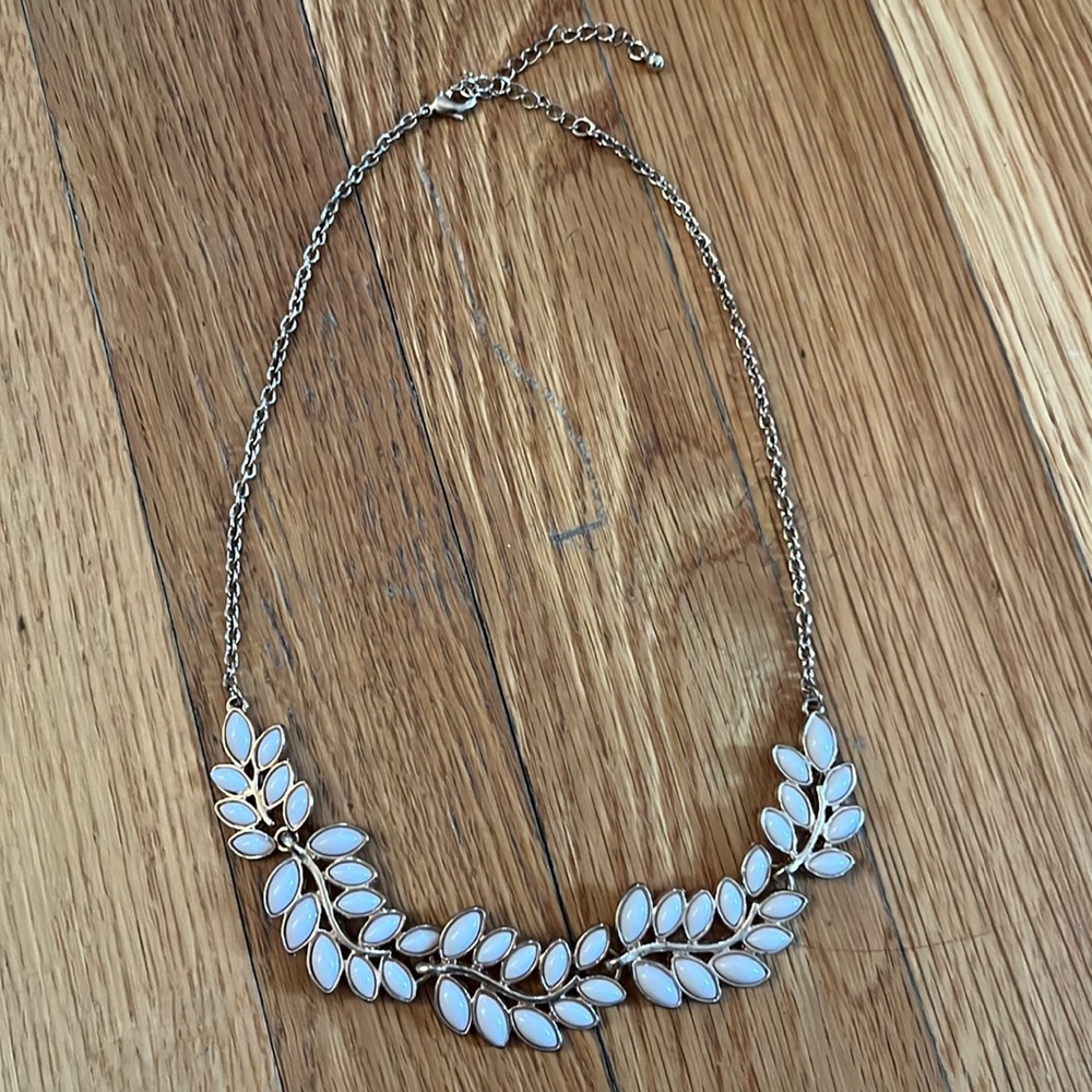 Necklace leaf